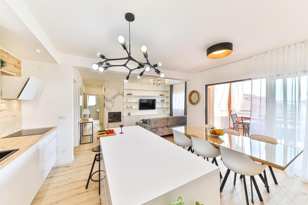 Apartmani Ana Kaštela Kültér fotó