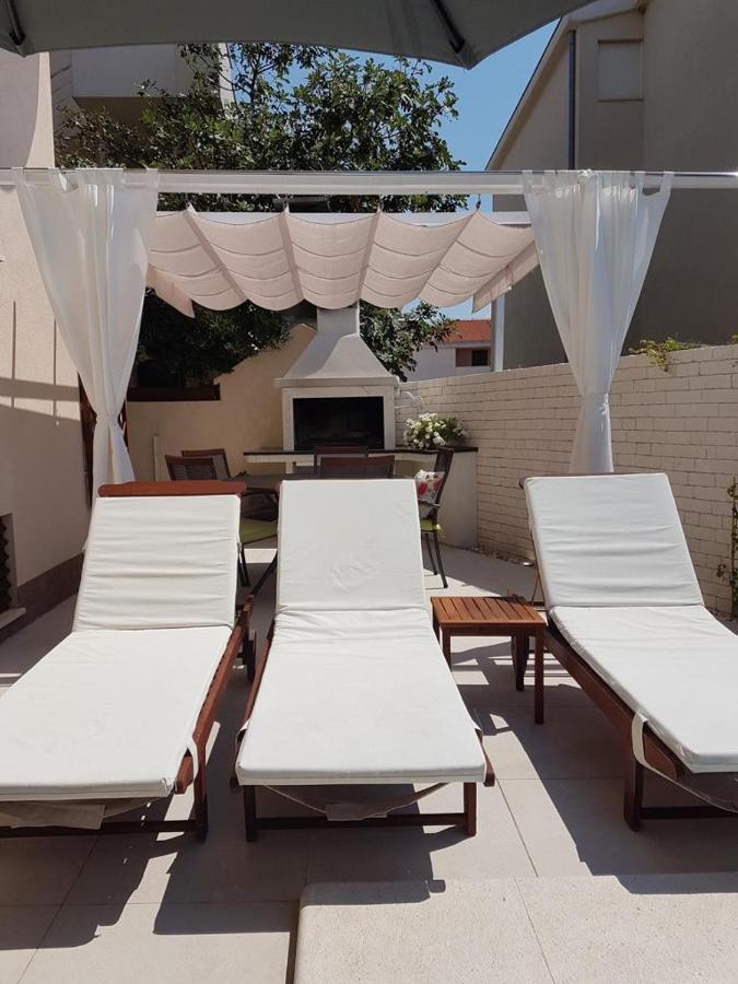 Apartmani Ana Kaštela Kültér fotó