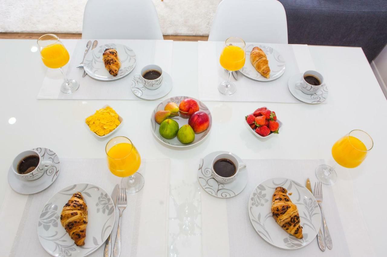 Apartmani Ana Kaštela Kültér fotó