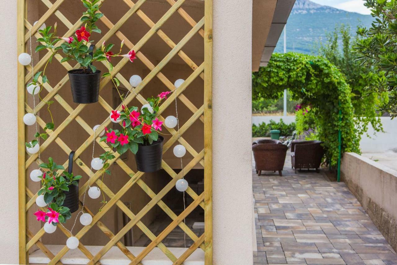Apartmani Ana Kaštela Kültér fotó