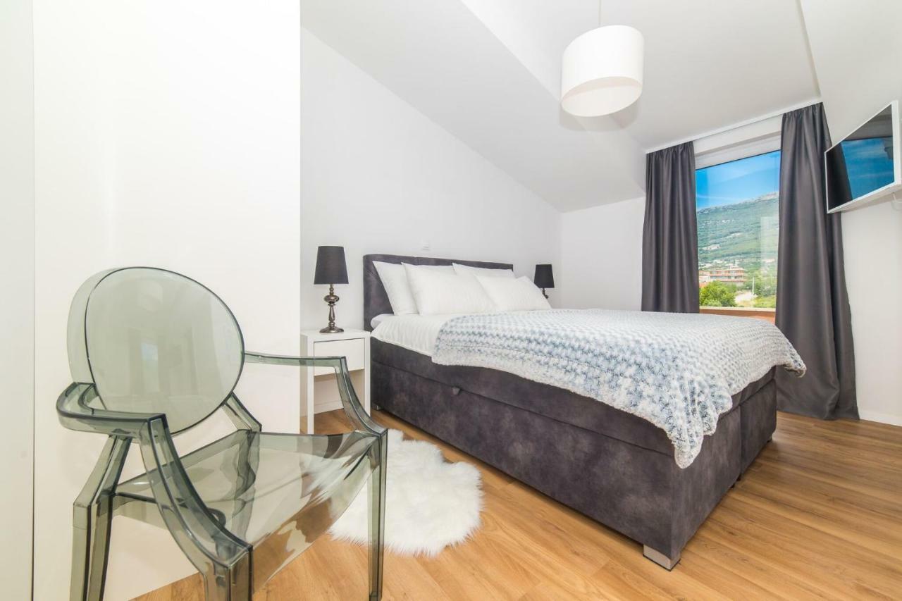 Apartmani Ana Kaštela Kültér fotó