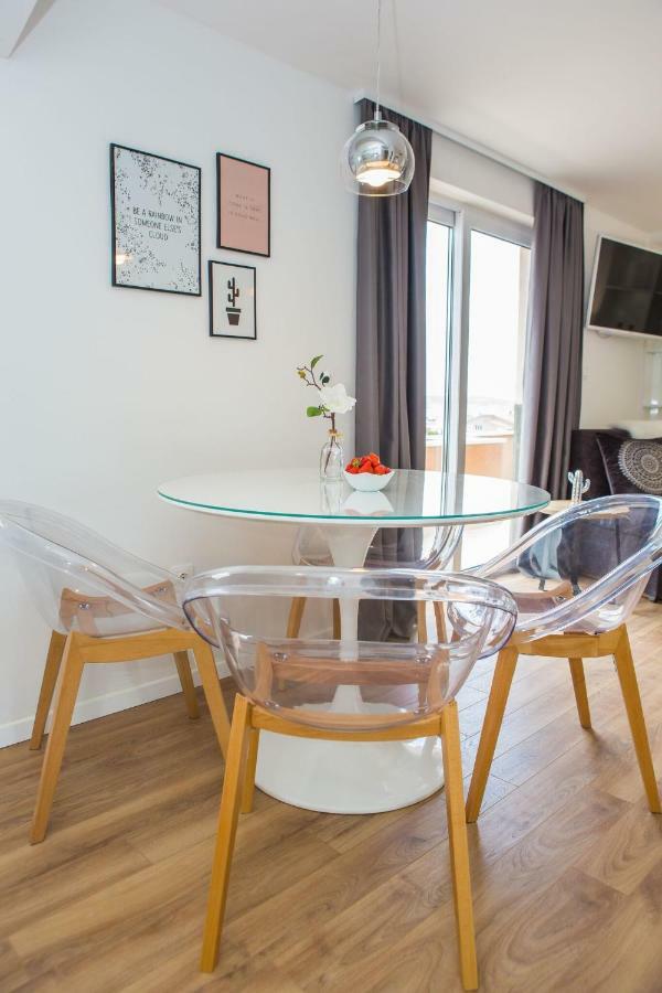 Apartmani Ana Kaštela Kültér fotó