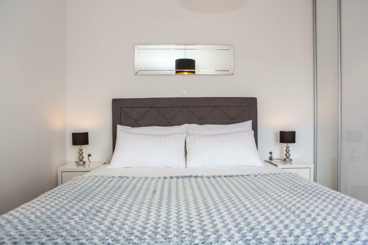 Apartmani Ana Kaštela Kültér fotó
